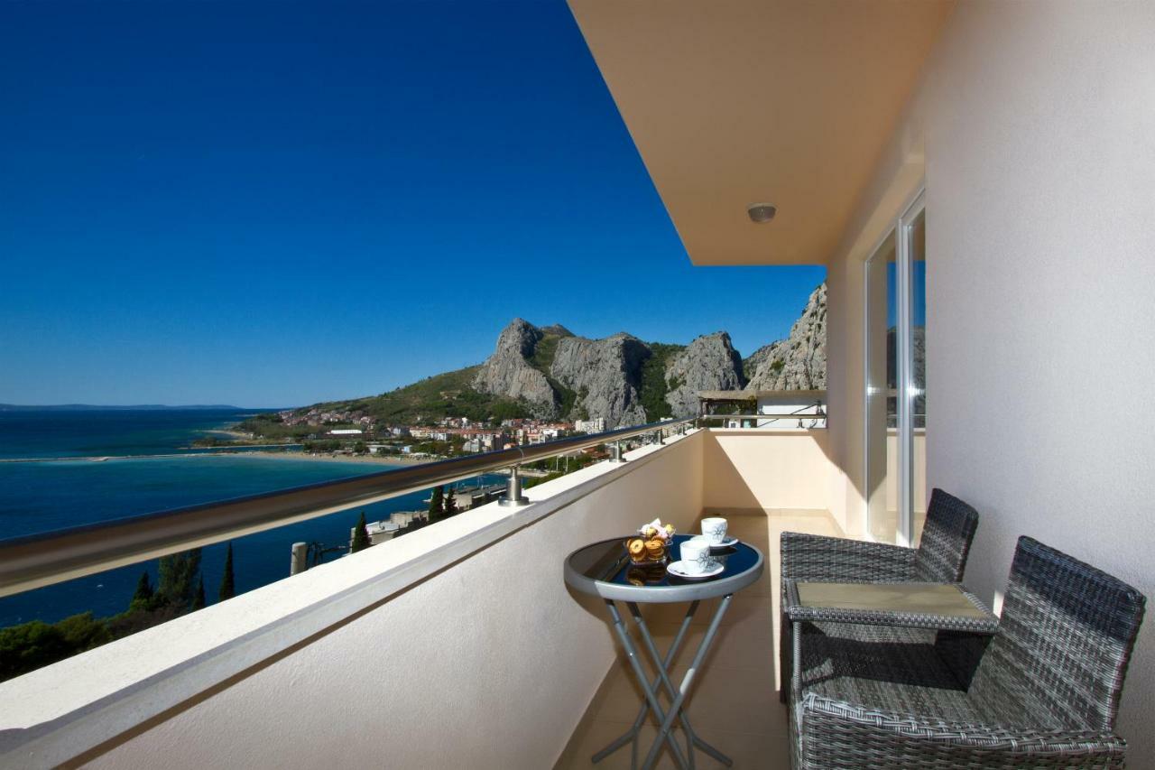 Villa Omis Michy - Family House For Big And Small Groups Exterior foto